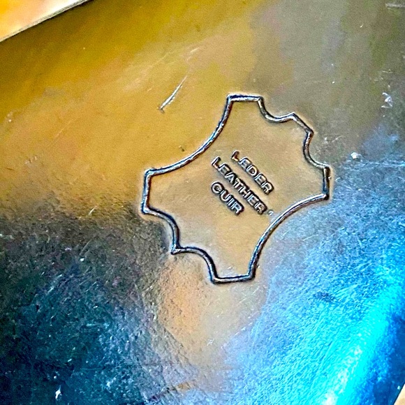 Bally Vintage Pia Elegant Black Switzerland Made Leather Cross Strap Heels - Picture 7 of 9